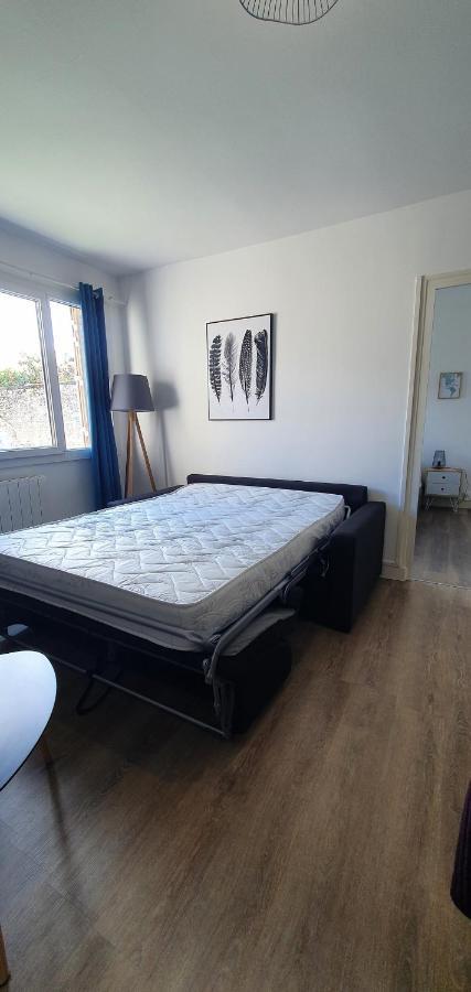 Beau T2 En Centre Ville Avec Place De Parking Auto Velo Blois Dış mekan fotoğraf